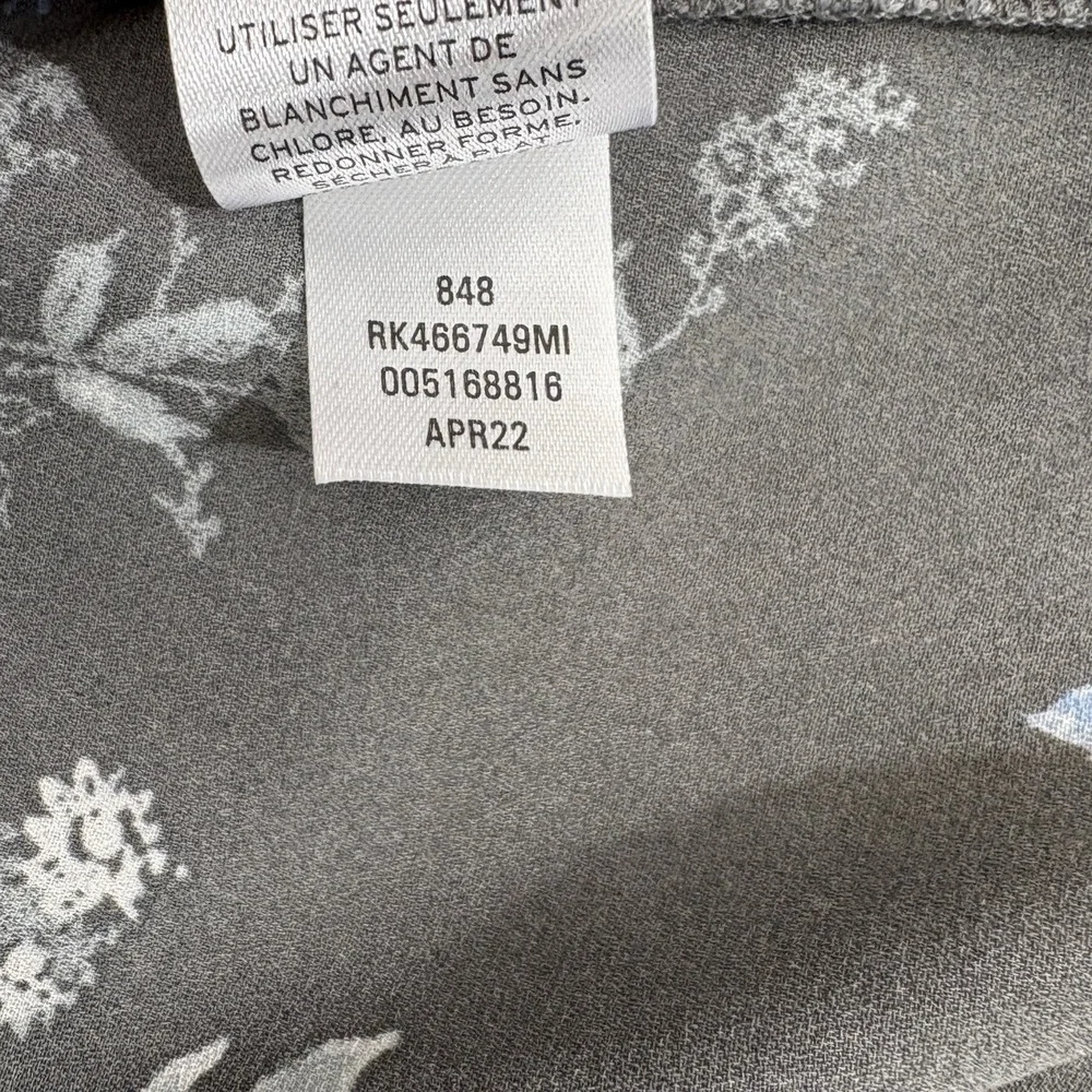 Nordstrom Rack Blouse Women Medium Gray Floral Romantic Cottage Boho Soft Girl - Picture 9 of 9